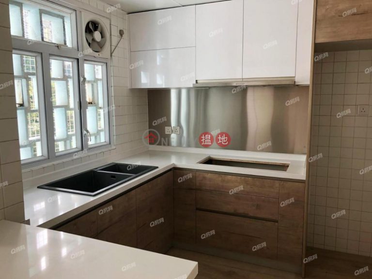 Monticello | 3 bedroom Mid Floor Flat for Rent