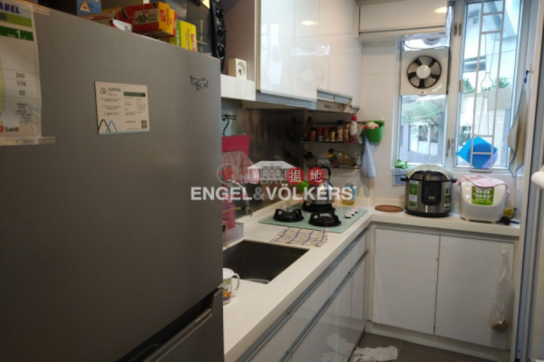 3 Bedroom Family Flat for Sale in Central Mid Levels
