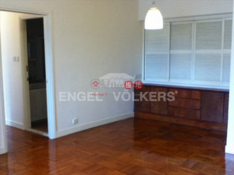 2 Bedroom Flat for Sale in Central Mid Levels