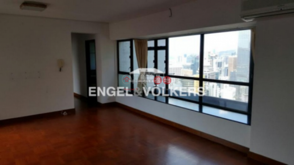 3 Bedroom Family Flat for Sale in Central Mid Levels