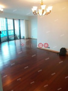 Dynasty Court | 3 bedroom Mid Floor Flat for Rent