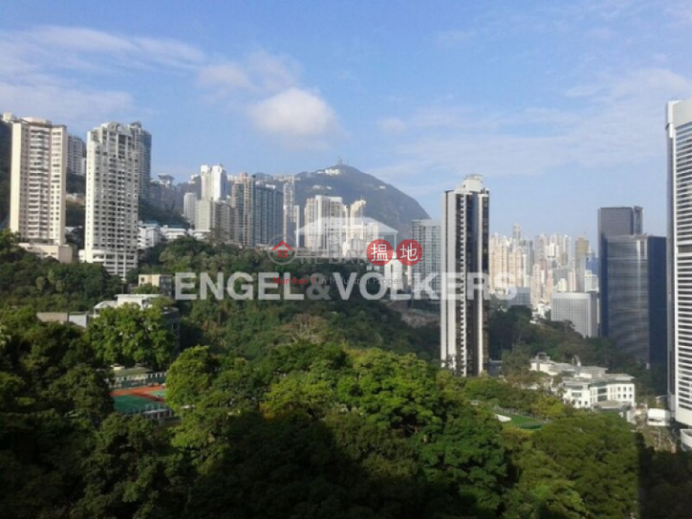 3 Bedroom Family Flat for Sale in Mid-Levels East