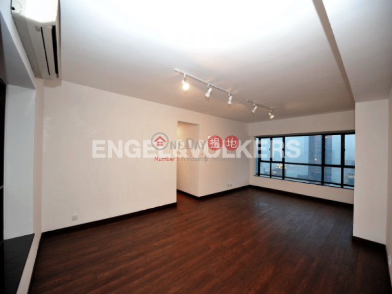 3 Bedroom Family Flat for Sale in Central Mid Levels