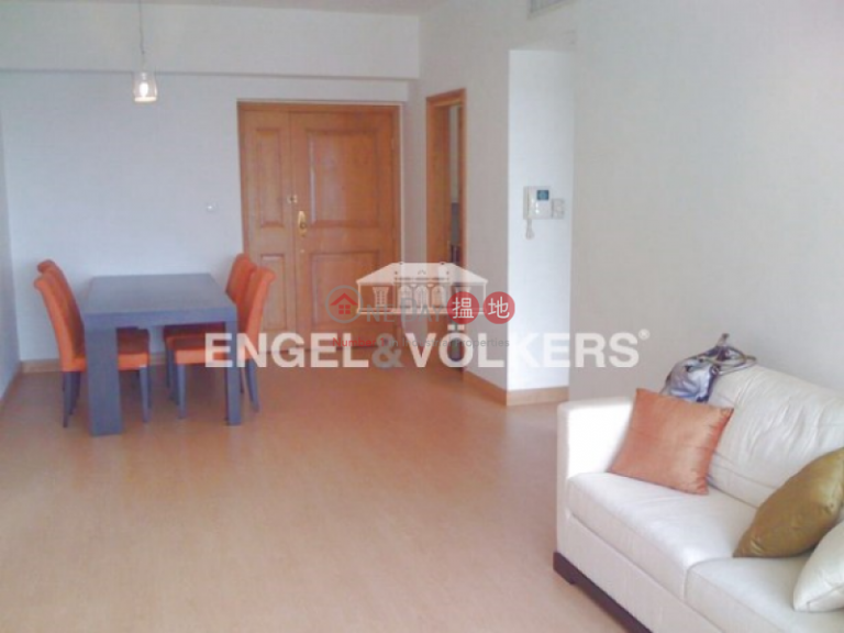 2 Bedroom Flat for Sale in Central Mid Levels