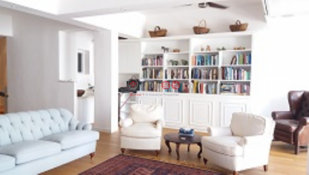 3 Bedroom Family Flat for Sale in Central Mid Levels