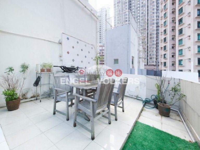Renovated Apartment with Roof Top