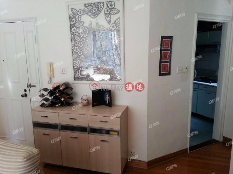 Goldwin Heights | 3 bedroom High Floor Flat for Sale