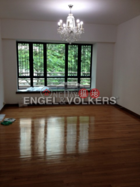3 Bedroom Family Flat for Sale in Mid Levels West