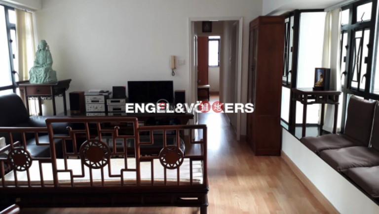 3 Bedroom Family Flat for Sale in Mid Levels West