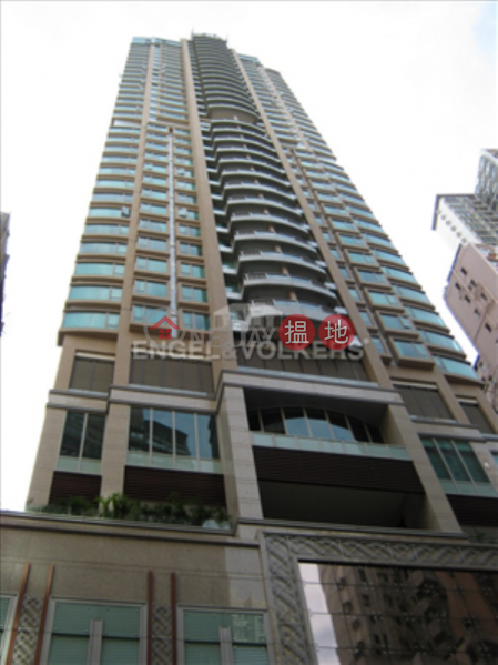 4 Bedroom Luxury Flat for Sale in Mid Levels West