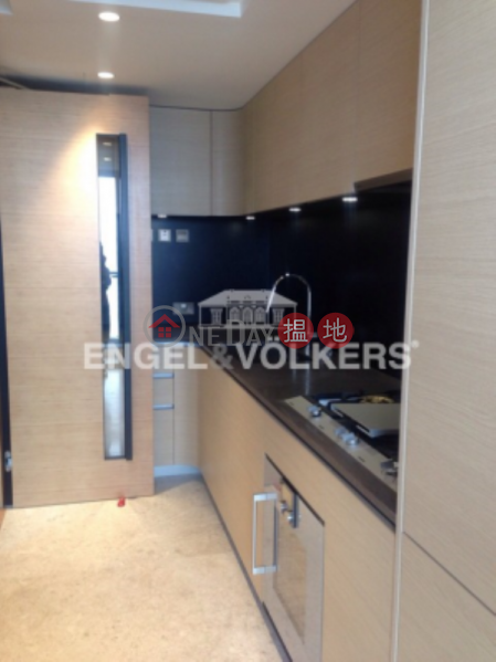 3 Bedroom Family Flat for Sale in Mid Levels West