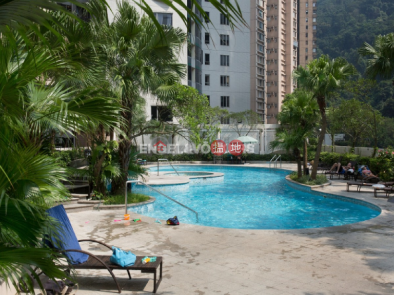 2 Bedroom Flat for Sale in Central Mid Levels