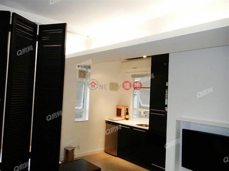 Ryan Mansion | 1 bedroom Mid Floor Flat for Sale