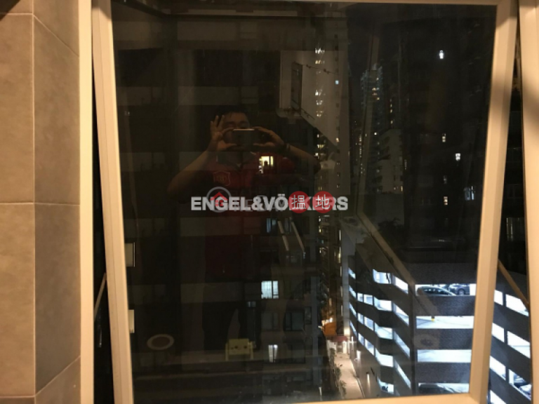1 Bed Flat for Sale in Mid Levels West