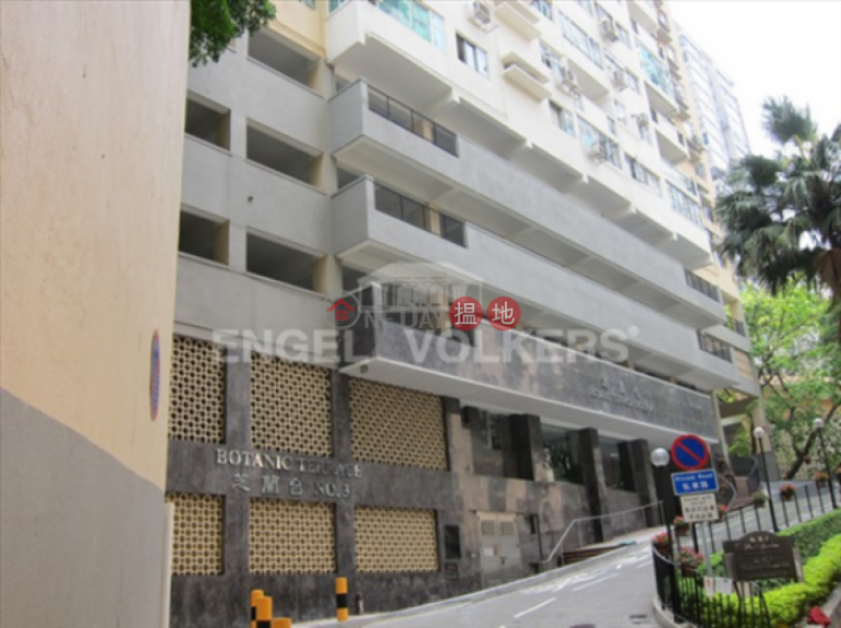 4 Bedroom Luxury Flat for Sale in Mid Levels West