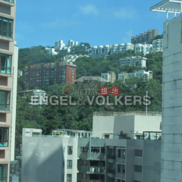 2 Bedroom Flat for Sale in Central Mid Levels