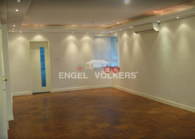4 Bedroom Luxury Flat for Sale in Mid Levels West