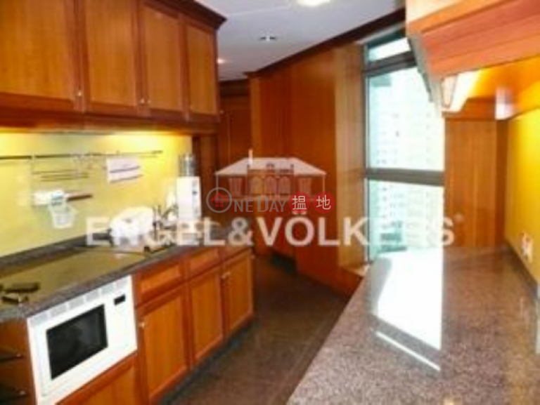 3 Bedroom Family Flat for Rent in Central Mid Levels
