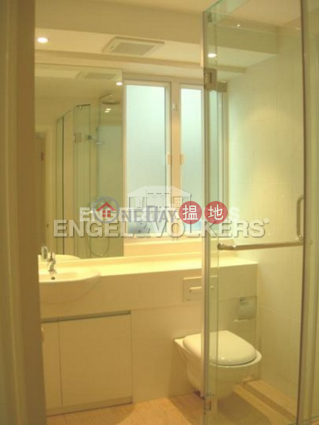 3 Bedroom Family Flat for Sale in Mid Levels West
