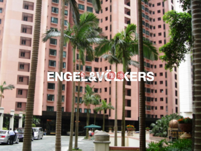 3 Bedroom Family Flat for Rent in Central Mid Levels