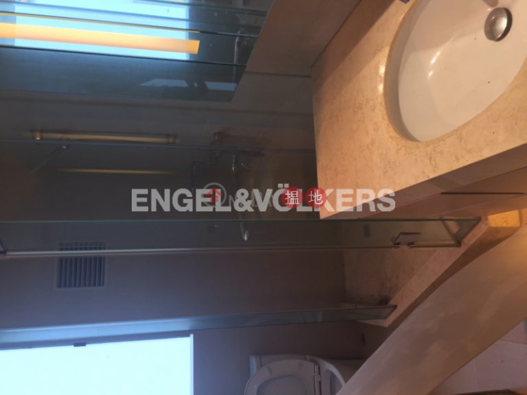 4 Bedroom Luxury Flat for Rent in Central Mid Levels