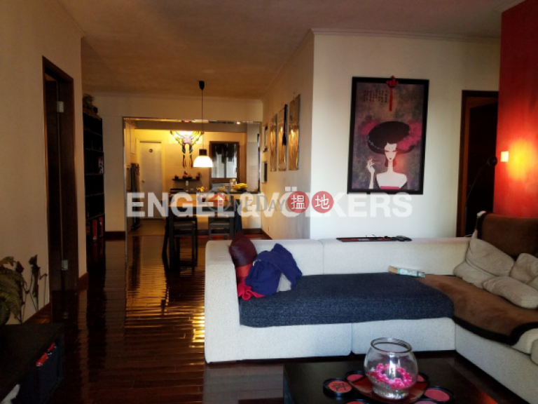 3 Bedroom Family Flat for Sale in Mid Levels West