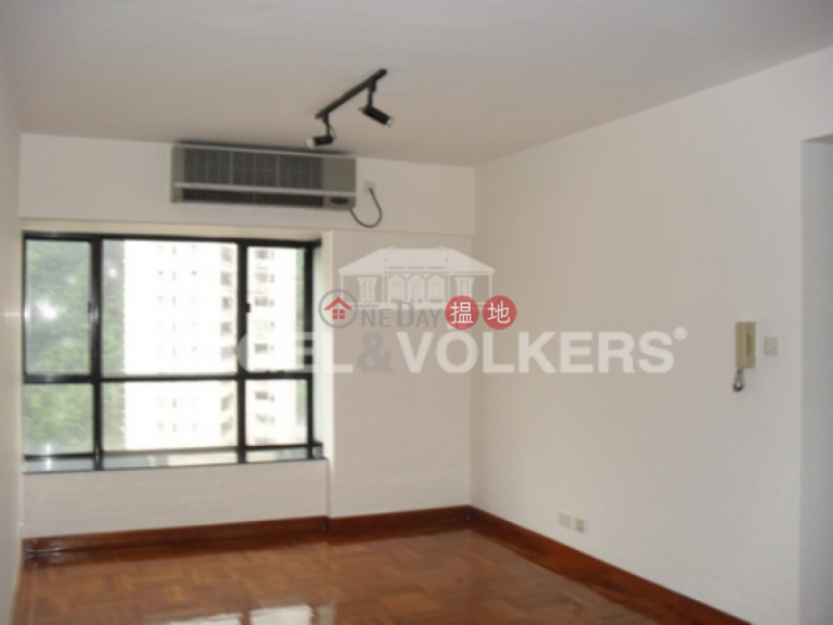 3 Bedroom Family Flat for Sale in Mid Levels West