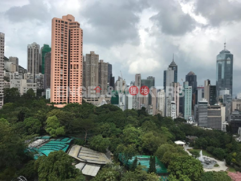 Studio Flat for Rent in Mid-Levels East