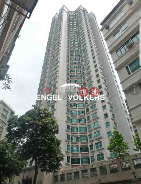 4 Bedroom Luxury Flat for Sale in Mid Levels West