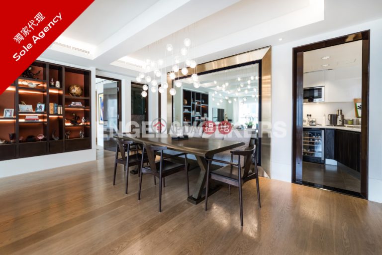 2 Bedroom Flat for Sale in Central Mid Levels