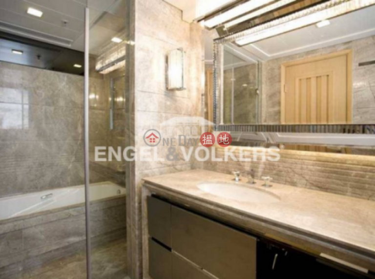 3 Bedroom Family Flat for Sale in Central Mid Levels