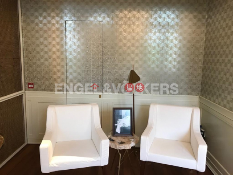 Studio Flat for Rent in Mid-Levels East
