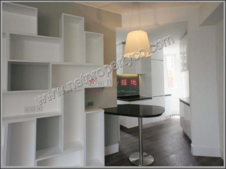 Deluxe Decorated Apt for Sale with Lease