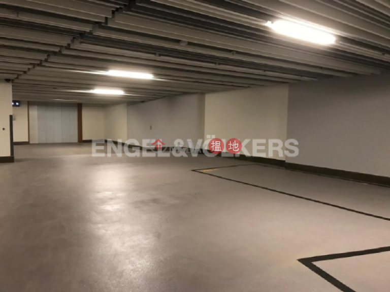 Studio Flat for Rent in Mid-Levels East