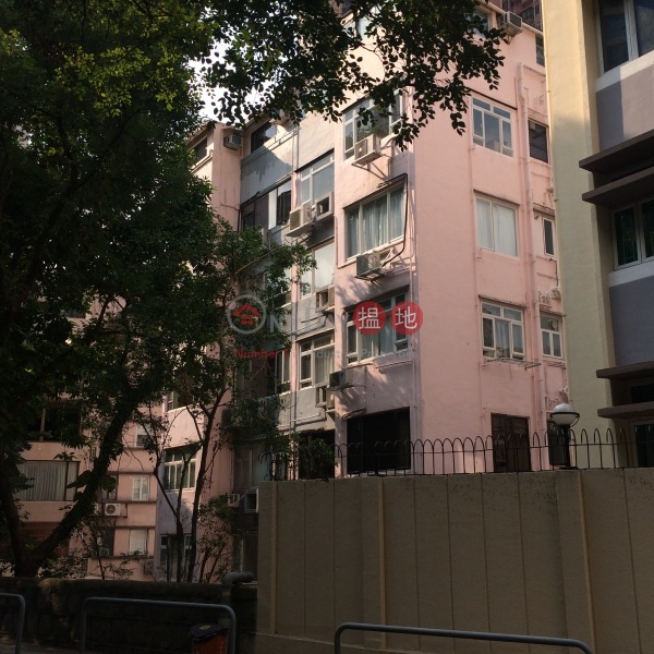 3 Bedroom Family Flat for Sale in Mid Levels West