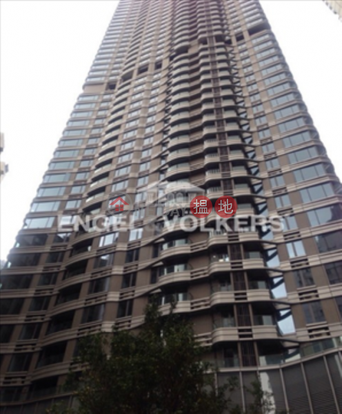 3 Bedroom Family Flat for Sale in Mid Levels West