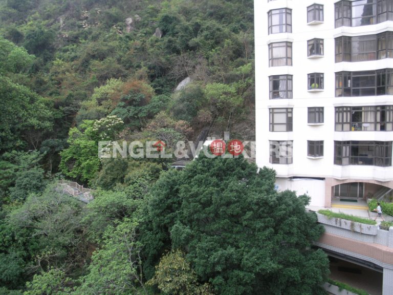 3 Bedroom Family Flat for Sale in Mid-Levels East
