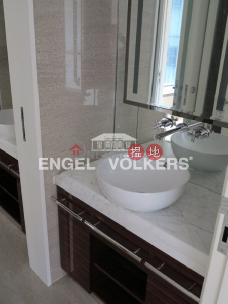 4 Bedroom Luxury Flat for Sale in Mid Levels West