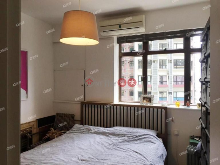 Roc Ye Court | 2 bedroom Mid Floor Flat for Sale