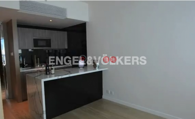 Studio Flat for Sale in Mid Levels West