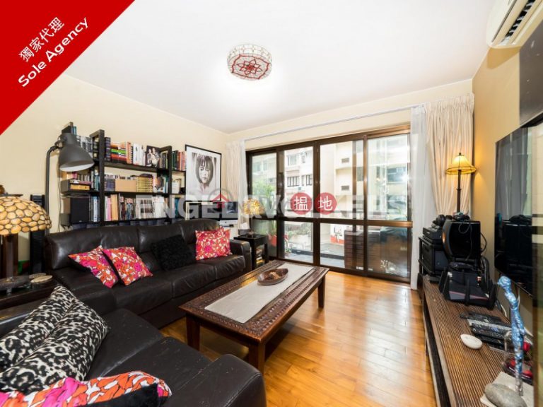 4 Bedroom Luxury Flat for Sale in Mid Levels West