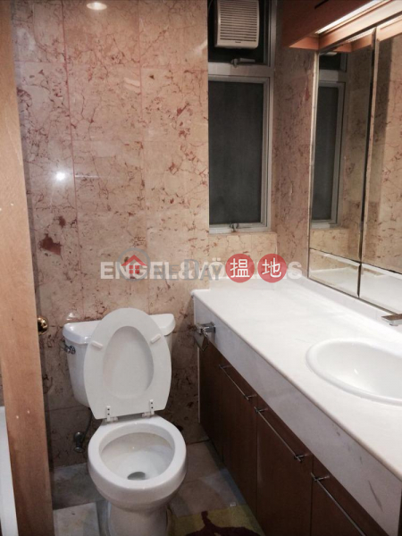 3 Bedroom Family Flat for Sale in Mid Levels West