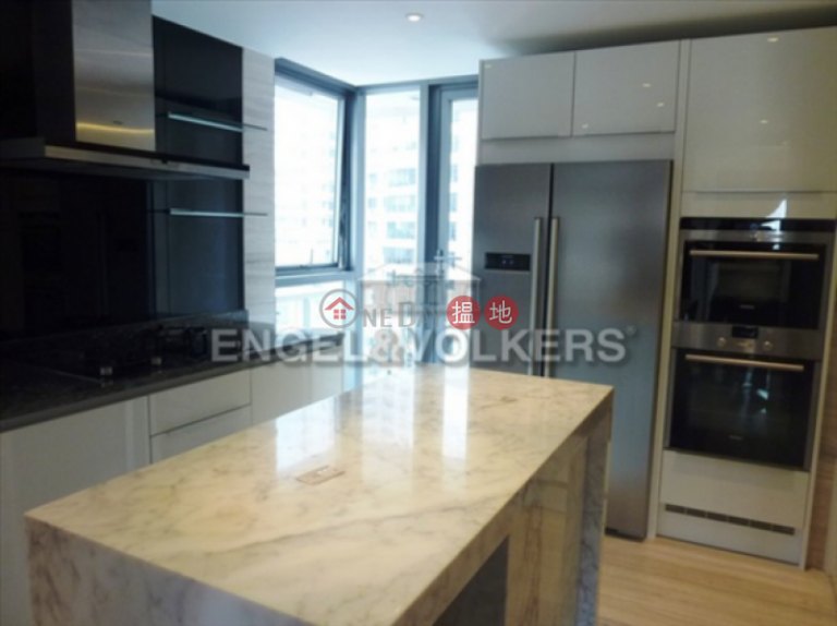 Expat Family Flat for Sale in Mid Levels West