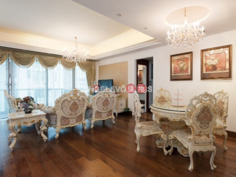 4 Bedroom Luxury Flat for Sale in Mid Levels West