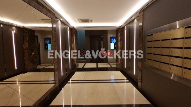 4 Bedroom Luxury Flat for Rent in Central Mid Levels