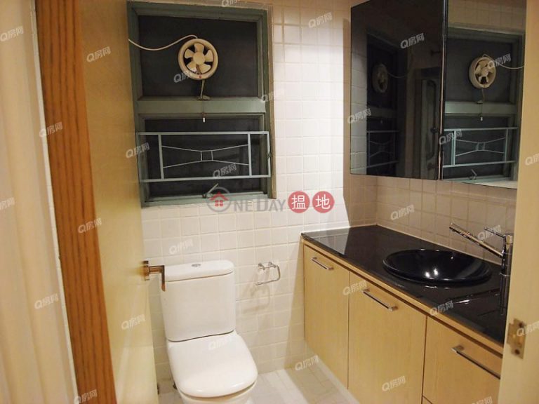Goldwin Heights | 3 bedroom Mid Floor Flat for Sale