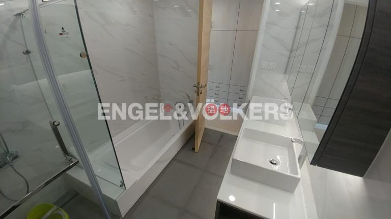3 Bedroom Family Flat for Rent in Central Mid Levels