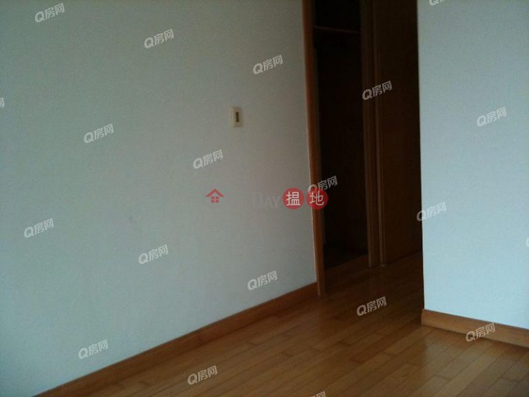 Fairlane Tower | 3 bedroom Low Floor Flat for Sale