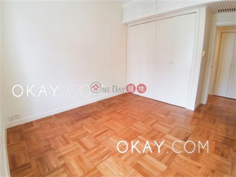 Unique 4 bedroom with parking | Rental