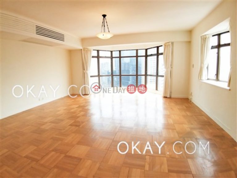 Unique 4 bedroom with parking | Rental